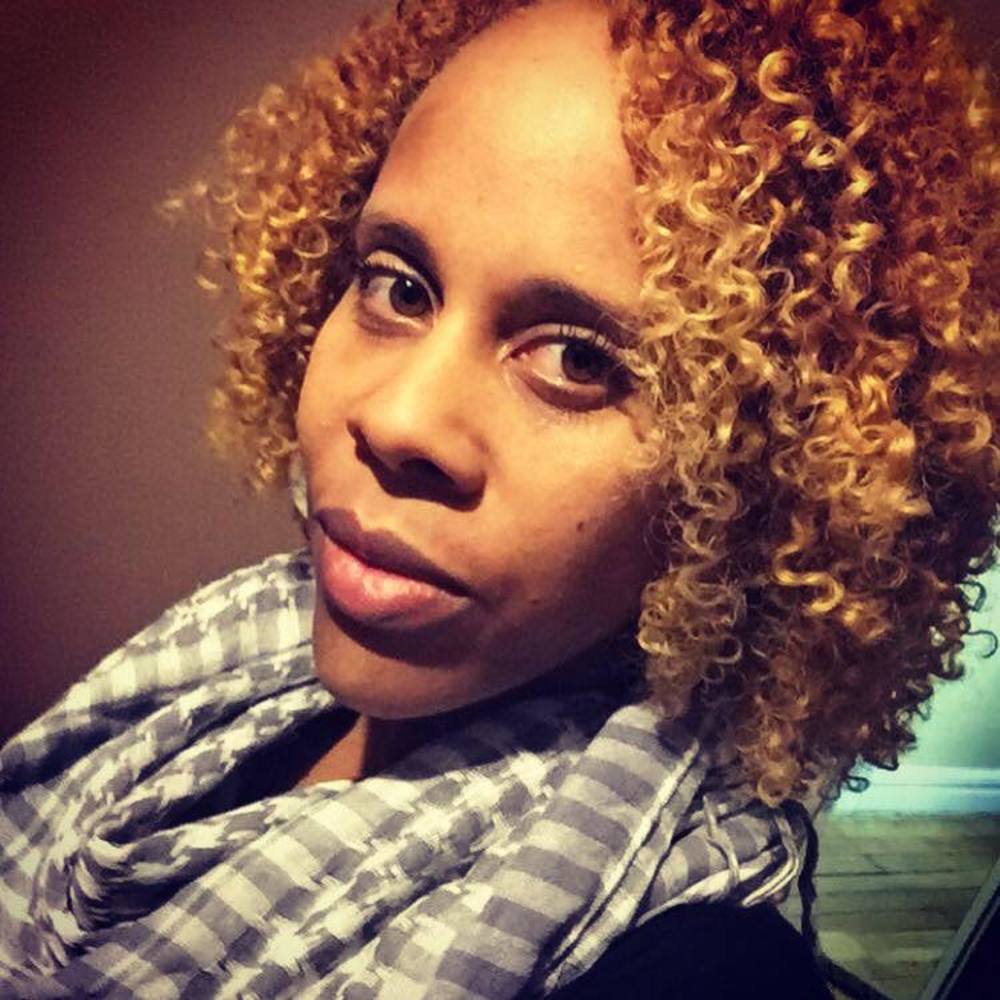 Meet your Posher, Myrna